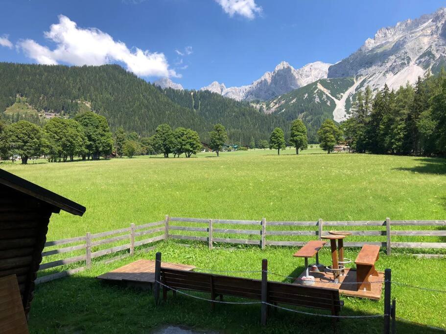 Family Appartment - Dachstein View Ramsau am Dachstein Bagian luar foto